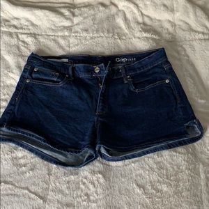 Gap shorts